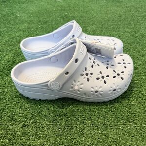 Crocs Classic Floral Cut Out Clog Purple Moon Men 6/ Women 8